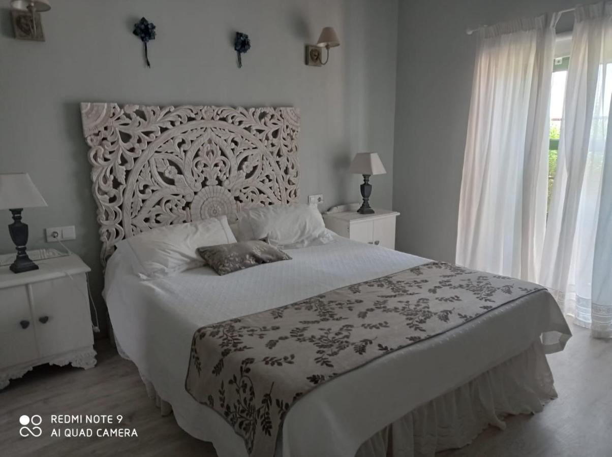 Finca La Favorita- Suites (Adults Only) Constantina Exterior photo
