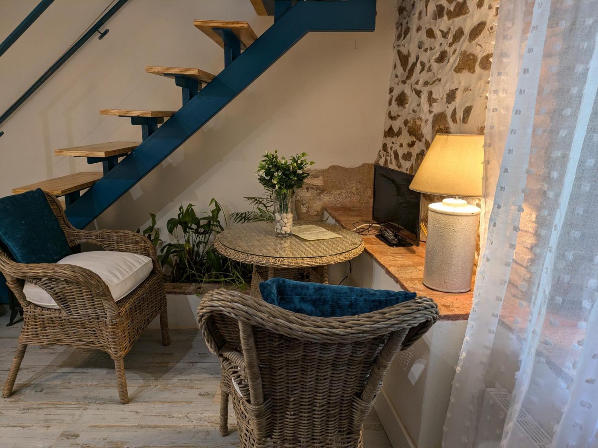 Finca La Favorita- Suites (Adults Only) Constantina Exterior photo