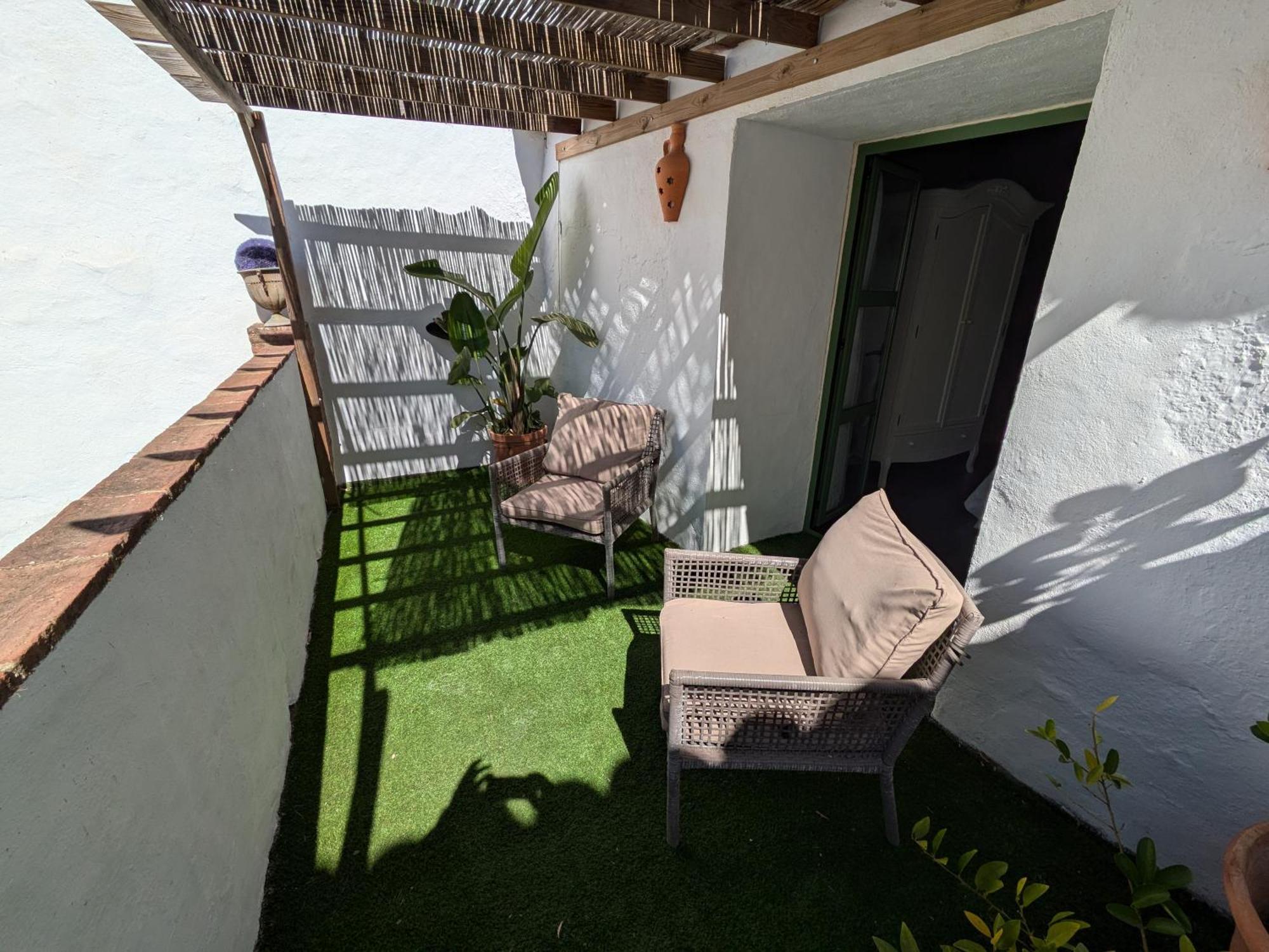 Finca La Favorita- Suites (Adults Only) Constantina Exterior photo